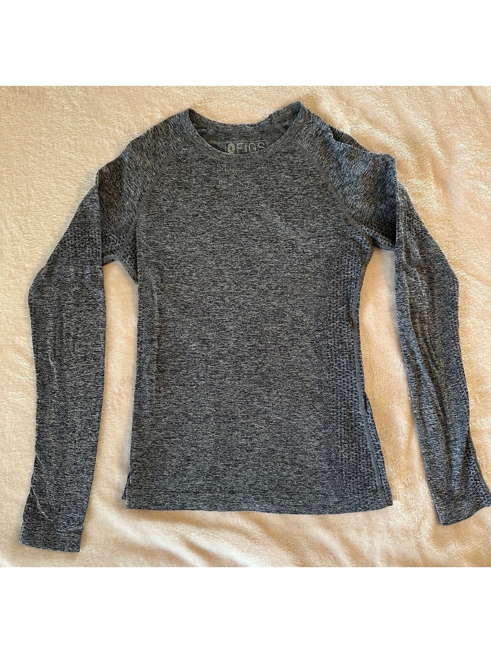 FIGS Salta Seamless Long Sleeve Underscrub Top | Heather Gray | Size XS